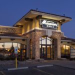 Macaroni-Grill-Front